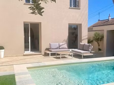 maison a&d avec piscine