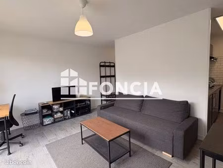 studio 1 pièce 25 m²