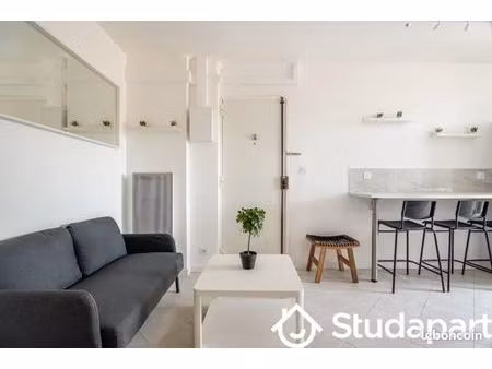chambre 1 pièce 11 m²