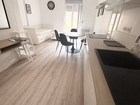 studio 1 pièce 23 m²