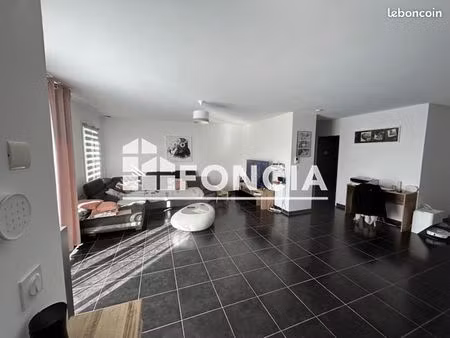 villa 4 pièces 118 m²