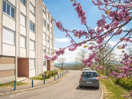 appartement 3 pièces 64 m²