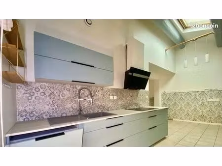 spacieux t3 duplex / 95m2 / climatisation coursan est