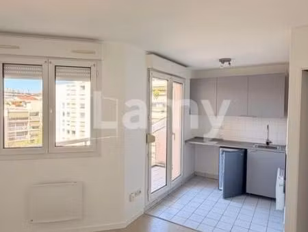 studio 1 pièce 20 m²