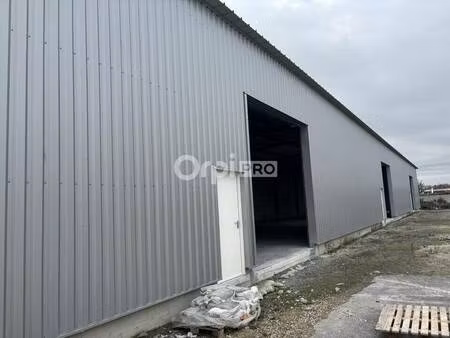 local commercial à louer