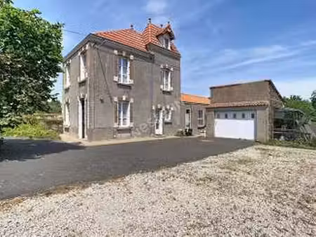 vente maison à gesté (49600) : à vendre / 86m² gesté