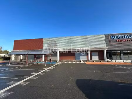 local commercial à louer