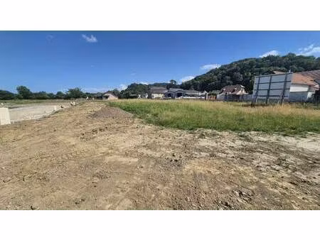 terrain constructible viabilisé à vendre