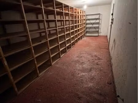 local de stockage 40 m2