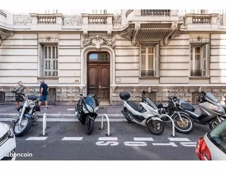cave de 6 m² - nice carré d'or - rue du congrès