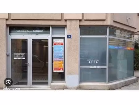 bureau au sein d un cabinet de santé