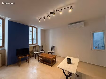 location galerie atypique arles