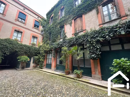 a louer : capitole - appartement studio de 16m²  situé en hyper centre
