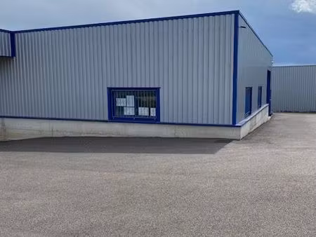 vente local industriel