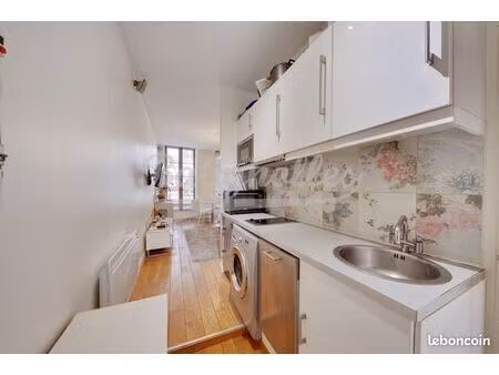 studio 1 pièce 26 m²
