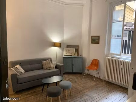 studio 26 m2 - paris xv - porte de versailles
