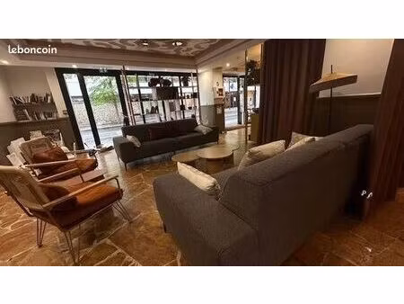 studio 1 pièce 33 m²