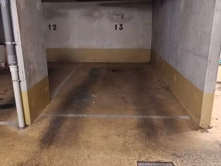 parking 14 m2