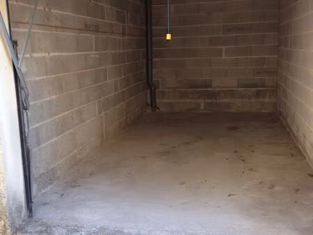 location garage/box fermé pour stockage quartier bel air