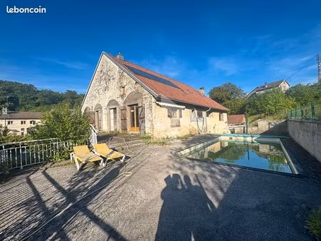 ferme 5 pièces 140 m²