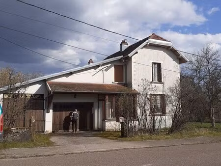 belle maison avec dépendance et terrain proche de luxeuil