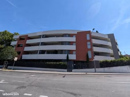 appartement 42 m² cannes-la-bocca