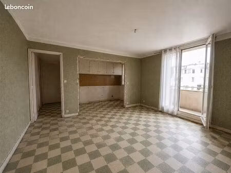 appartement t3 50m² a renover
