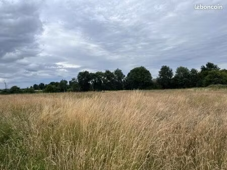 terrain 627 m² chaleins