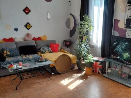 dans le 10 ème appartement t2 de 46m2