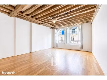 appartement 1 pièce 49 m²