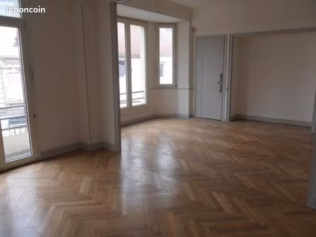 appartement 5 pièces 148 m²