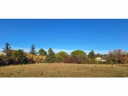 terrain constructible à vendre