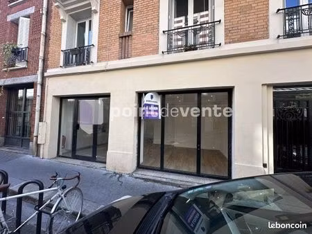 local commercial 125 m²