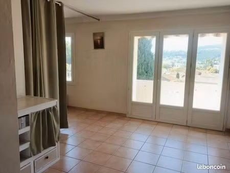 appartement traversant t3/4