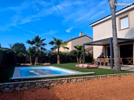 maison individuelle piscine