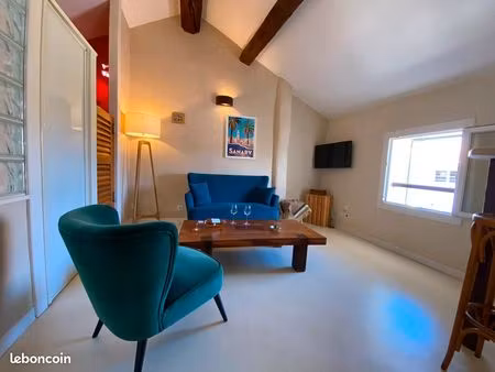 appartement t1bis rénové 28m² – cœur village la cadière-d’azur  prêt à vivre