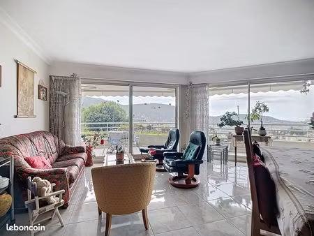 appartement 3 pièces 84 m²