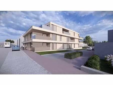 2-slaapkamer appartement met 2 terrassen op het 2de verdi...