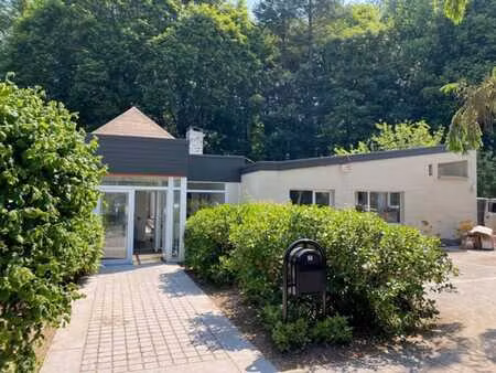a vendre - immeuble polyvalent - la hulpe