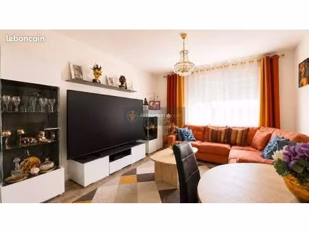 appartement 3 pièces 55 m²