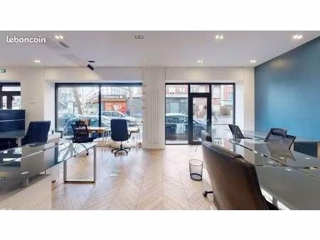 local bureaux 103 m²