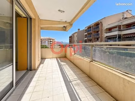 studio 1 pièce 26 m²