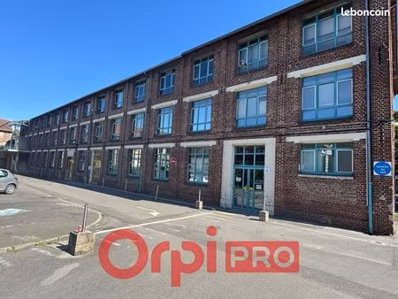 service bureaux 126 m²