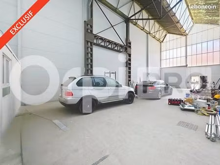 local d'activité 205 m²