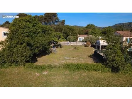 terrain 501 m² la motte