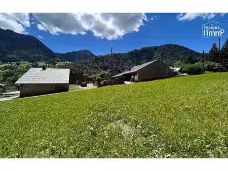 terrain constructible neuf à vendre