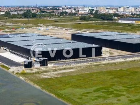 location entrepôt calais 62100 6245m² à 24980m²