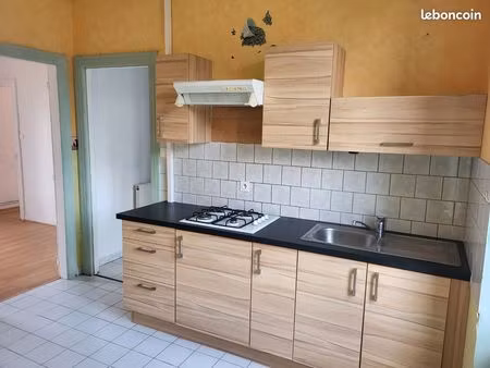 appartement lumineux avec garage – quartier calme
