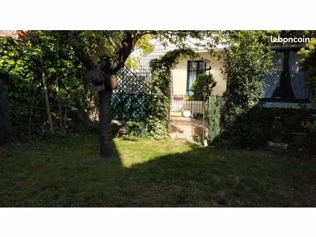 urgent montluçon maison de ville.....garage...jardin etc