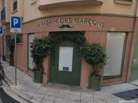 à vendre – fond de commerce / local commercial avec laboratoire de production